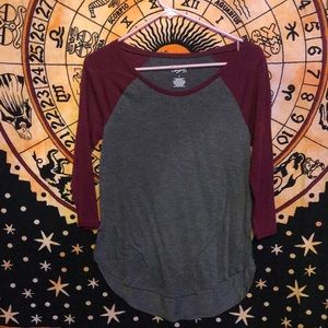 Red and grey quarter sleeve